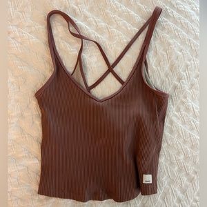 Vuori Ribbed Crop Tank in Rosewood - XS